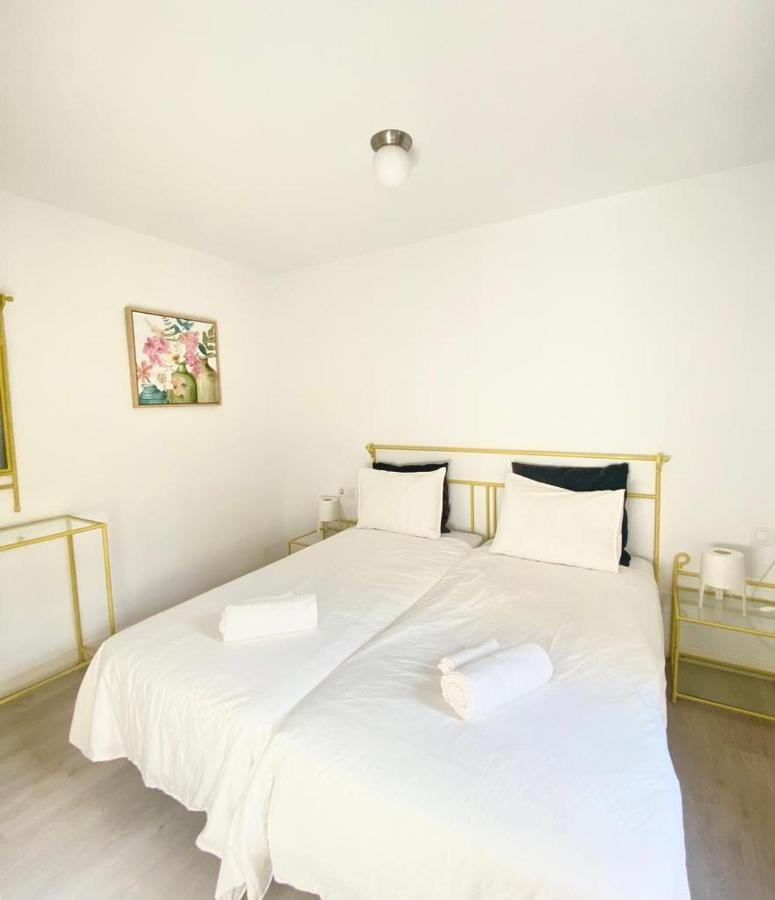 Atlantic Garden Apartments คอร์ราเลโฮ ภายนอก รูปภาพ